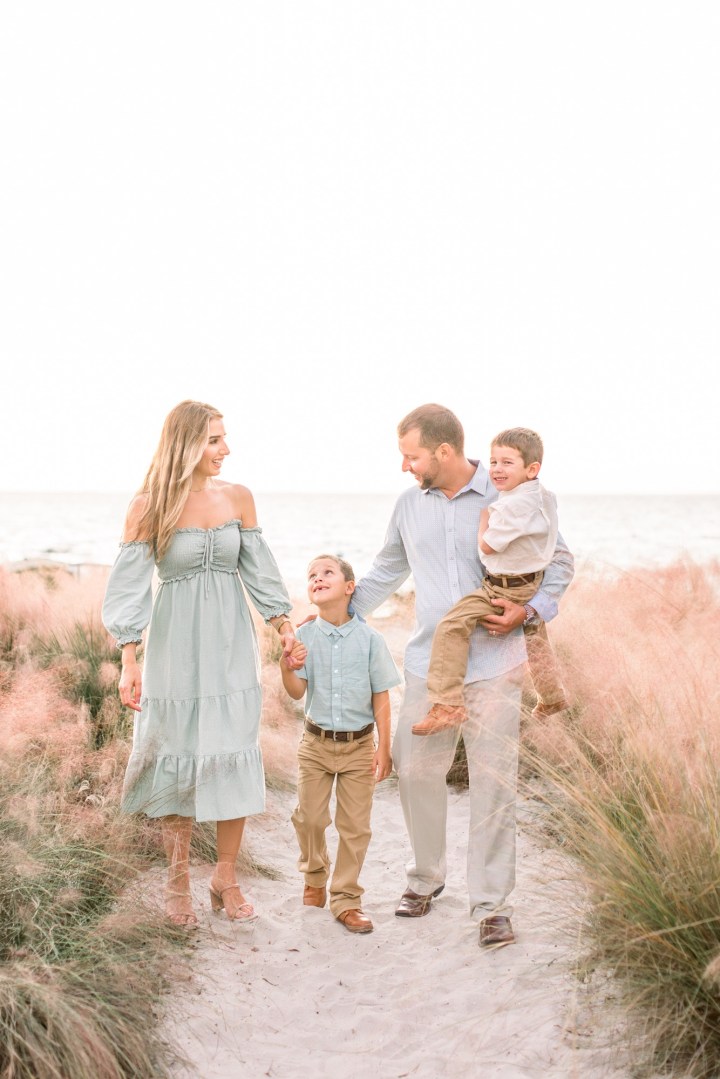 🌟 Raising Kids Without a Village: The Reality&nbsp;🌟